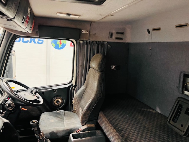 Volvo FH12 420 4×2 Tractor Unit