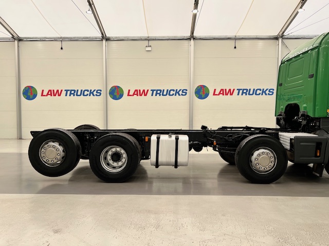 Scania G360 8×2 Sleeper Chassis Cab