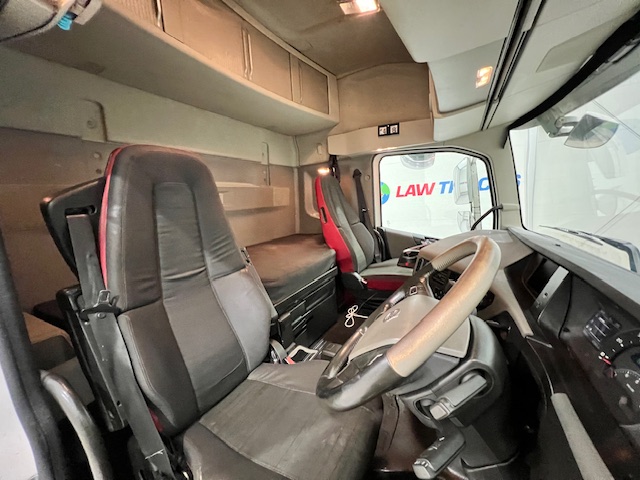 Volvo FH 500 6×2 Midlift Tractor Unit