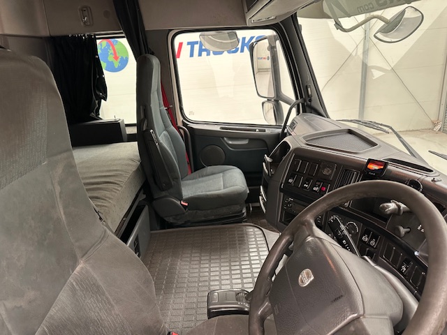 Volvo FH 460 6×2 Midlift Tractor Unit PTO