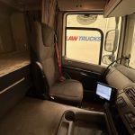 DAF CF 370 6×2 Sleeper Cab Fridge Box - thumbnail