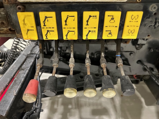 DAF CF85 460 6×2 Flatbed Drawbar Brick Grab