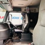 Volvo FH12 420 4×2 Sleeper Cab Tractor Unit - thumbnail