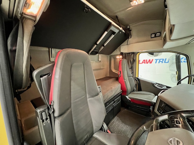 Volvo FH 500 6×2 Sleeper Cab Midlift Tractor Unit
