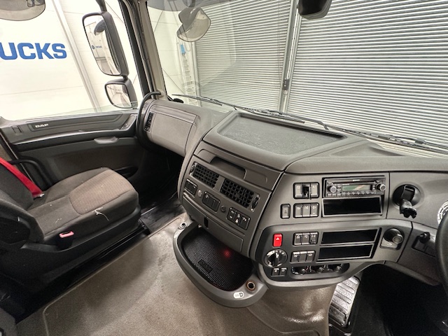 DAF XF 480 6×2 Midlift Tractor Unit