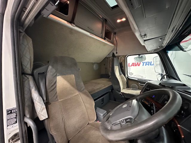 Volvo FH 520 6×2 Sleeper Cab Tractor Unit Manual