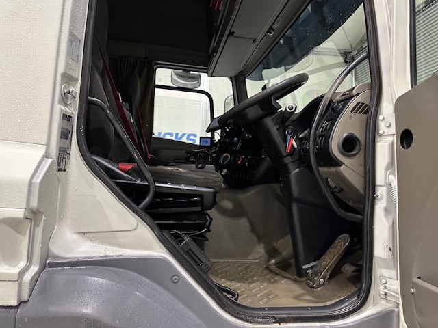 DAF CF85 460 6×2 Flatbed Drawbar Brick Grab