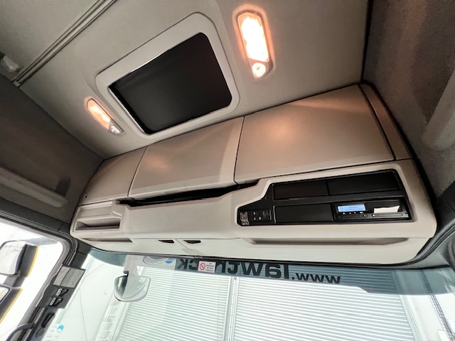 Scania S450 6×2 Midlift Highline Tractor Unit