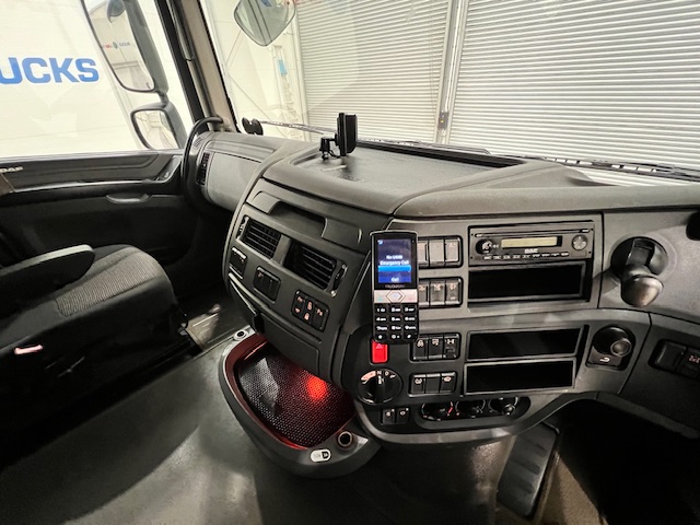DAF XF 440 6×2 Midlift Tractor Unit PTO