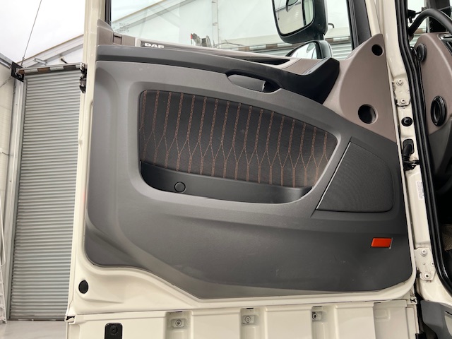 DAF XF 480 6×2 Midlift Tractor Unit