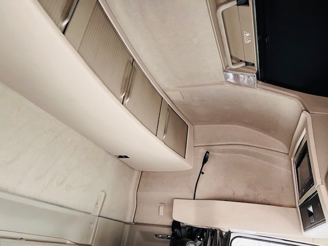 Volvo FH 500 6×2 Midlift Tractor Unit