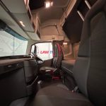 Volvo FH 500 6×2 Sleeper Cab Tractor Unit - thumbnail