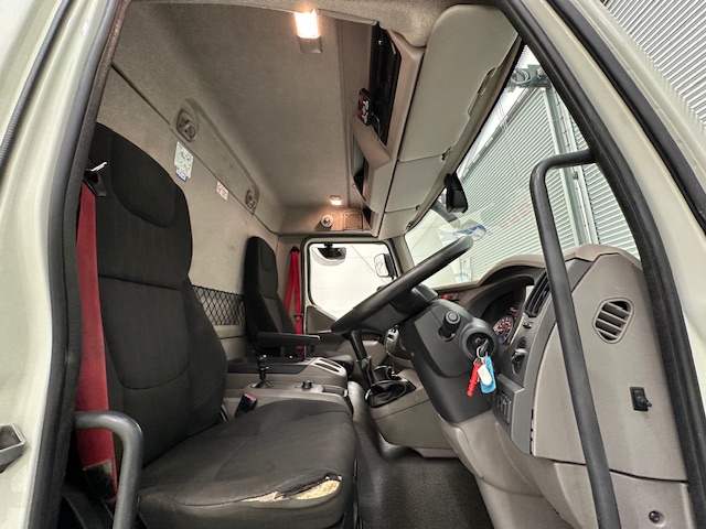 DAF LF 210 Day Cab 4 Car Transporter