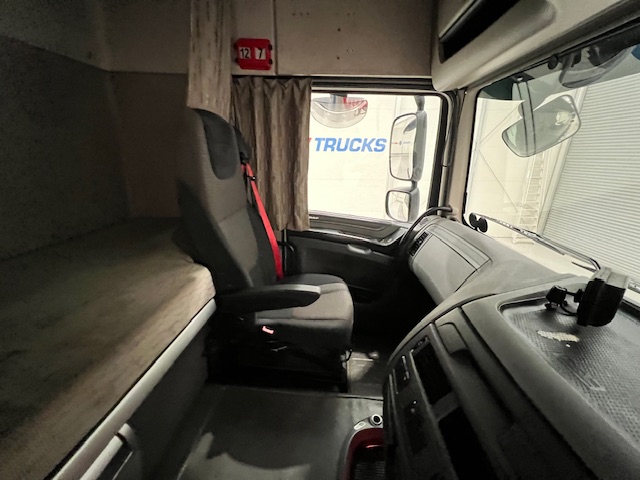 DAF XF 440 6×2 Midlift Tractor Unit PTO