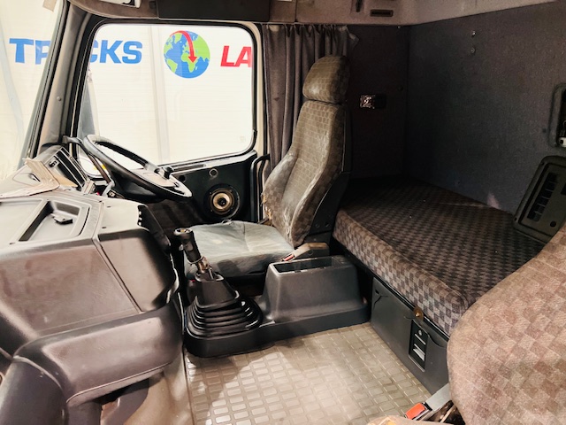 Volvo FH12 420 4×2 Tractor Unit