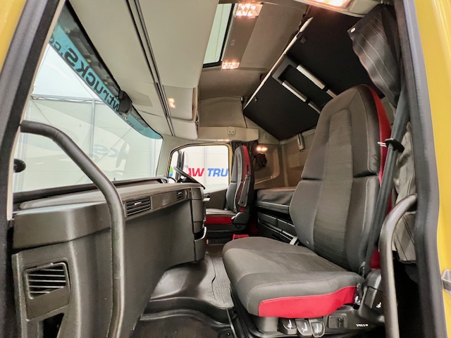 Volvo FH 500 6×2 Sleeper Cab Midlift Tractor Unit