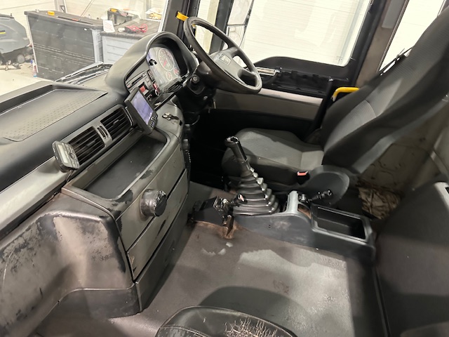 MAN TGS 35.360 8×4 Day Cab Steel Tipper Grab