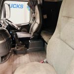 Volvo FH12 420 4×2 Sleeper Cab Tractor Unit - thumbnail