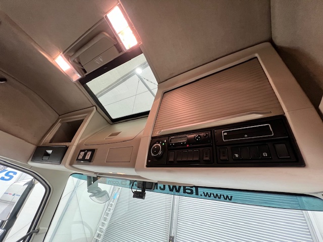 Volvo FH 500 6×2 Midlift Tractor Unit