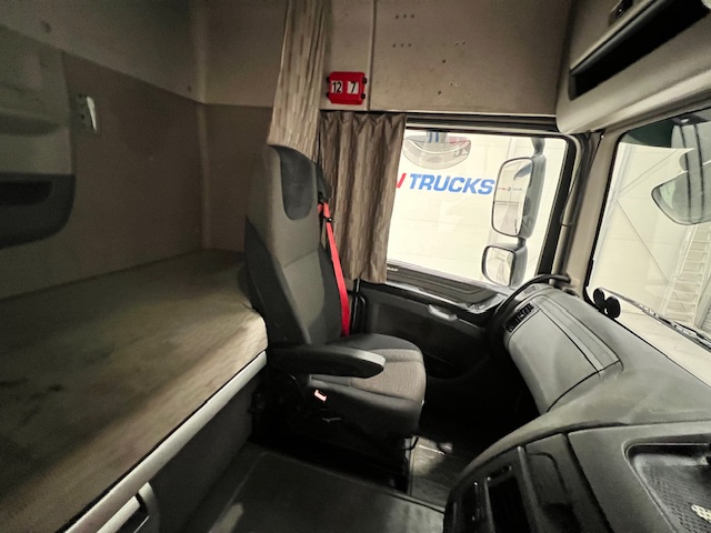 DAF XF 440 6×2 Midlift Tractor Unit PTO