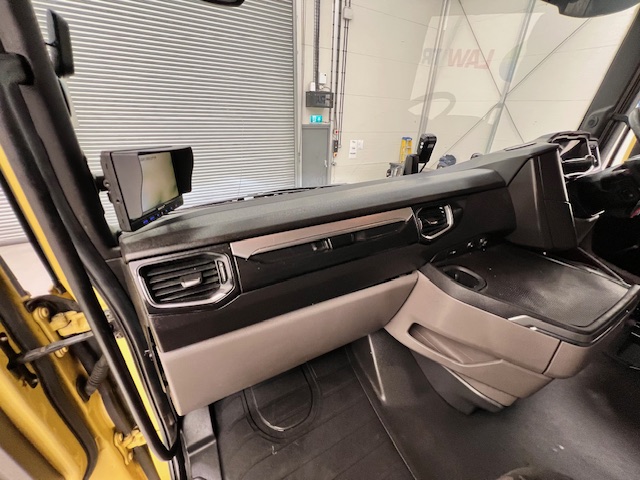 Scania S450 6×2 Midlift Highline Tractor Unit