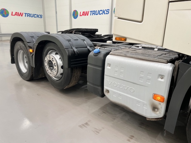 Volvo FH 500 6×2 Midlift Tractor Unit