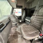 Volvo FH 460 6×2 Midlift Tractor Unit PTO - thumbnail