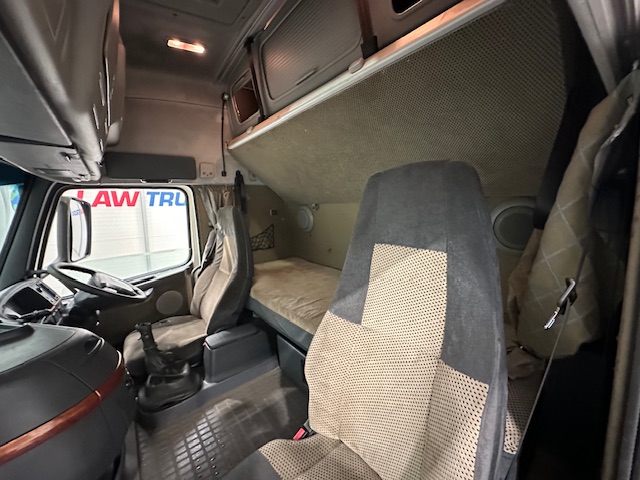 Volvo FH 520 6×2 Sleeper Cab Tractor Unit Manual