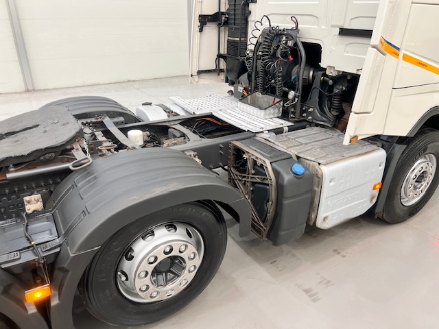 Volvo FH 500 6×2 Midlift Tractor Unit