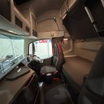 Volvo FH 500 6×2 Sleeper Cab Tractor Unit - thumbnail