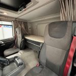 DAF CF 370 6×2 Sleeper Cab Fridge Box - thumbnail