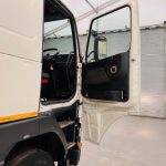 Volvo FH12 420 4×2 Tractor Unit - thumbnail