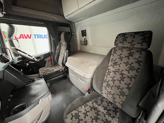 Scania S450 6×2 Midlift Highline Tractor Unit