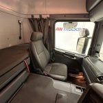 Scania P370 8×4 Sleeper Cab Skip Loader - thumbnail