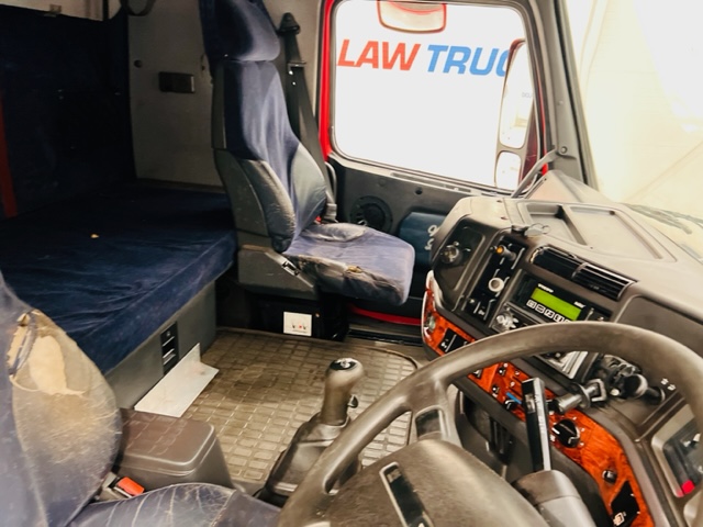 Volvo FH12 420 4×2 GTXL Tractor Unit