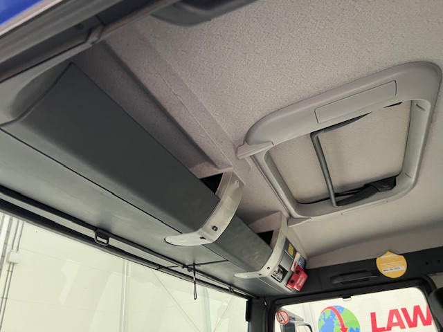 MAN TGS 26.360 6×2 Rear Lift Dropside Brick Grab Manual