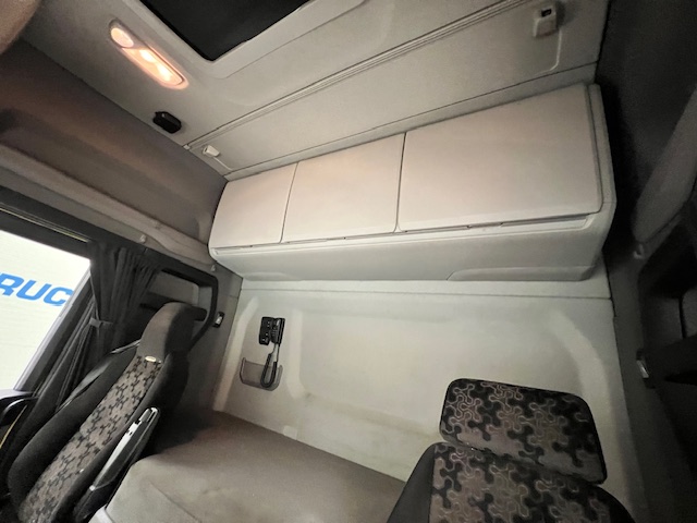 Scania S450 6×2 Midlift Highline Tractor Unit
