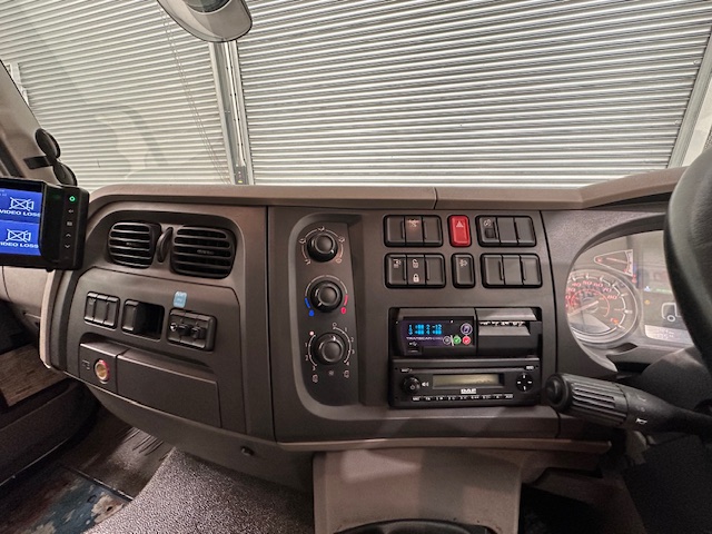 DAF LF 210 Day Cab 4 Car Transporter