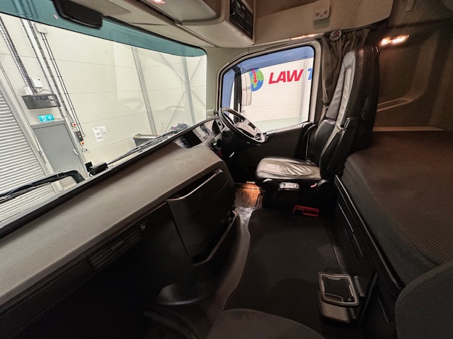 Volvo FH 500 6×2 Globetrotter XL Midlift Tractor Unit