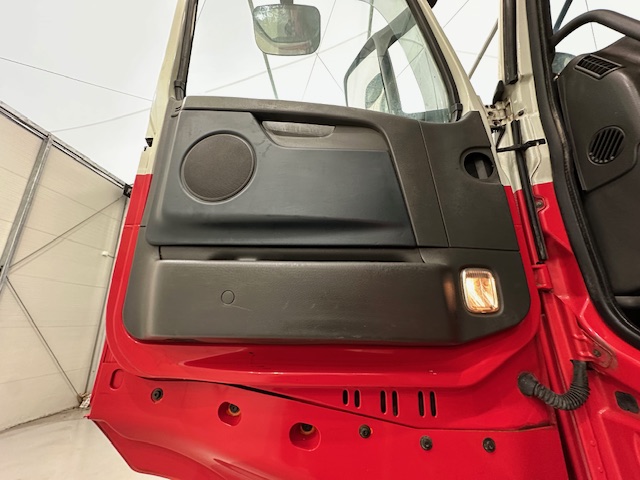 Volvo FH 500 6×2 Midlift Tractor Unit