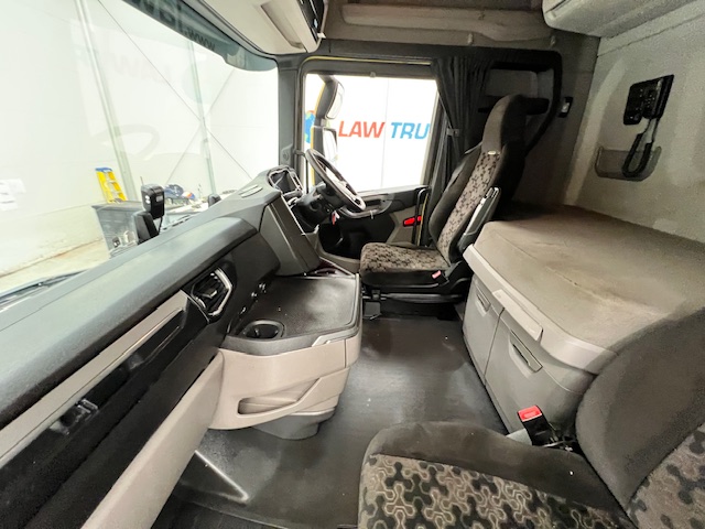Scania S450 6×2 Midlift Highline Tractor Unit