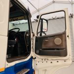 Volvo FH12 420 4×2 Sleeper Cab Tractor Unit - thumbnail