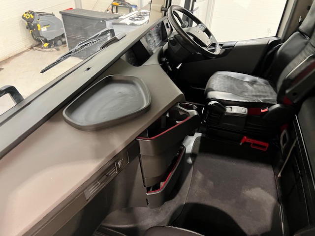 Volvo FH 500 6×2 Midlift Tractor Unit