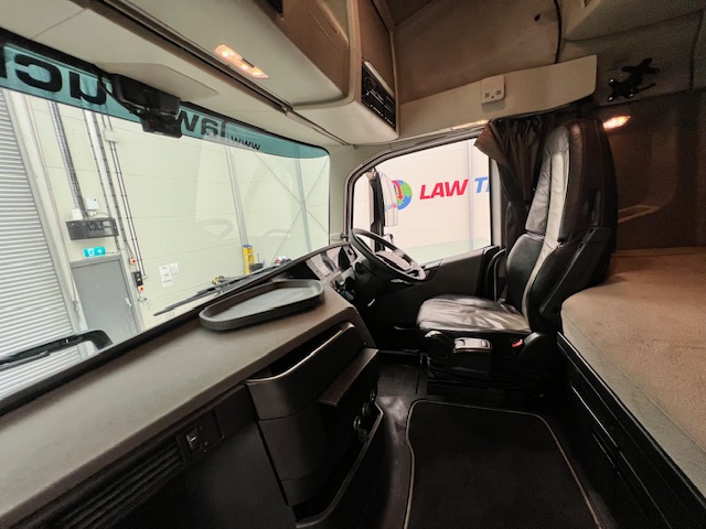 Volvo FH 500 6×2 Midlift Tractor Unit