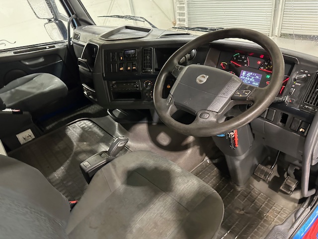 Volvo FH 460 6×2 Sleeper Cab Tractor Unit