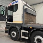 Scania R420 8×2 Rear Lift Brick Grab Drawbar - thumbnail