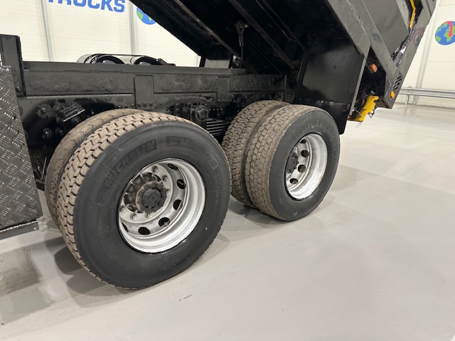 DAF CF75 310 6×4 Day Cab Steel Tipper Grab