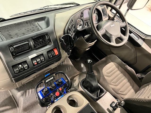 DAF LF55 220 Day Cab Dropside Brick Grab