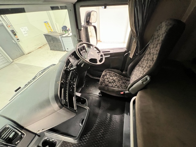 Scania R450 6×2 Rear Lift Highline Tractor Unit PTO