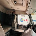 Volvo FH12 420 4×2 Sleeper Cab Tractor Unit - thumbnail
